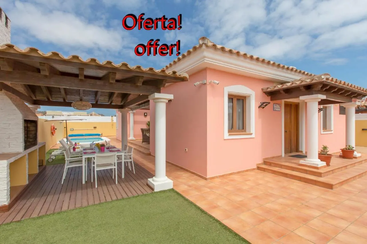 Villa Bella Lucia 1. Piscina Climatizada, Wifi, Bbq. Corralejo