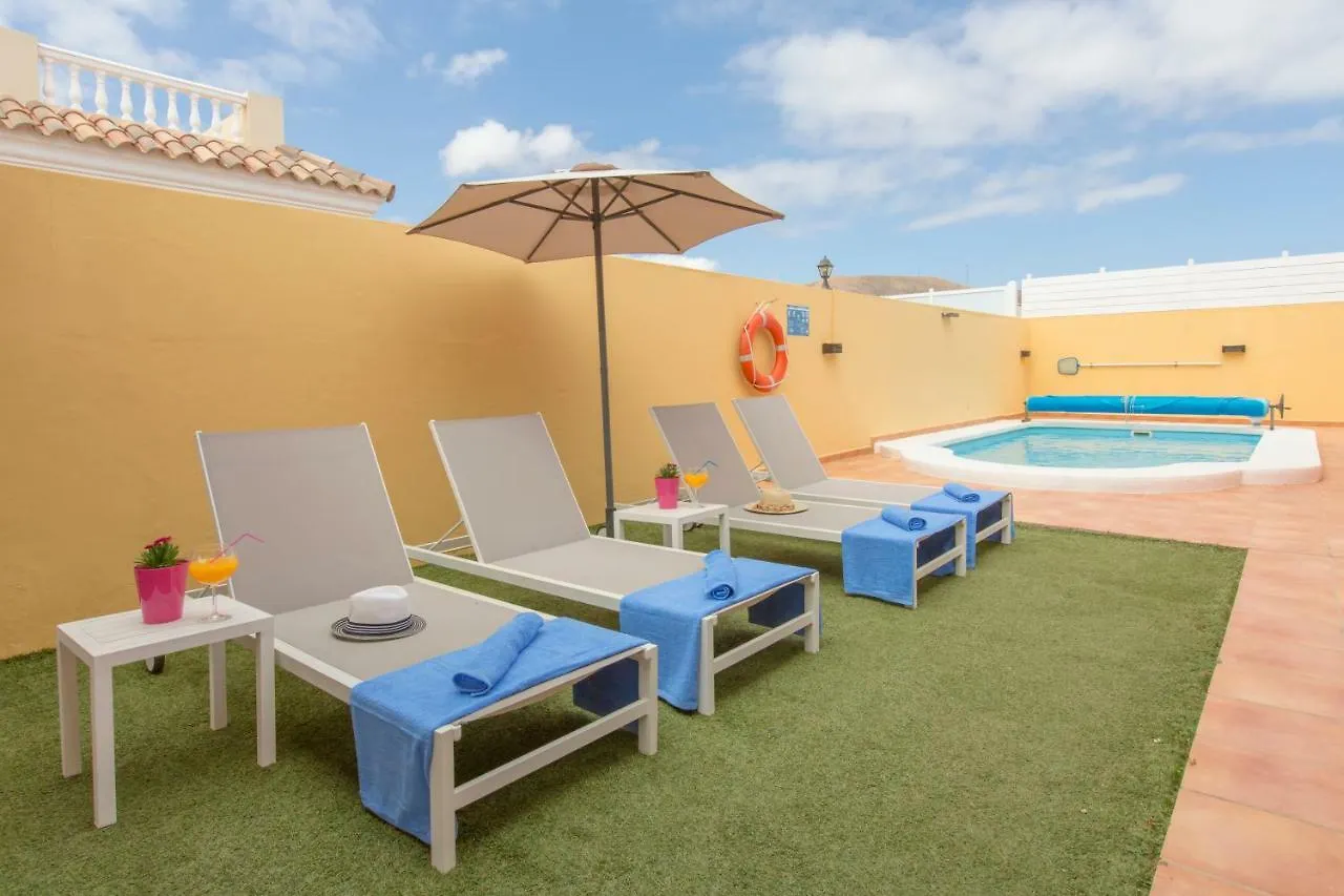 Villa Bella Lucia 1. Piscina Climatizada, Wifi, Bbq. Κοραλέχο