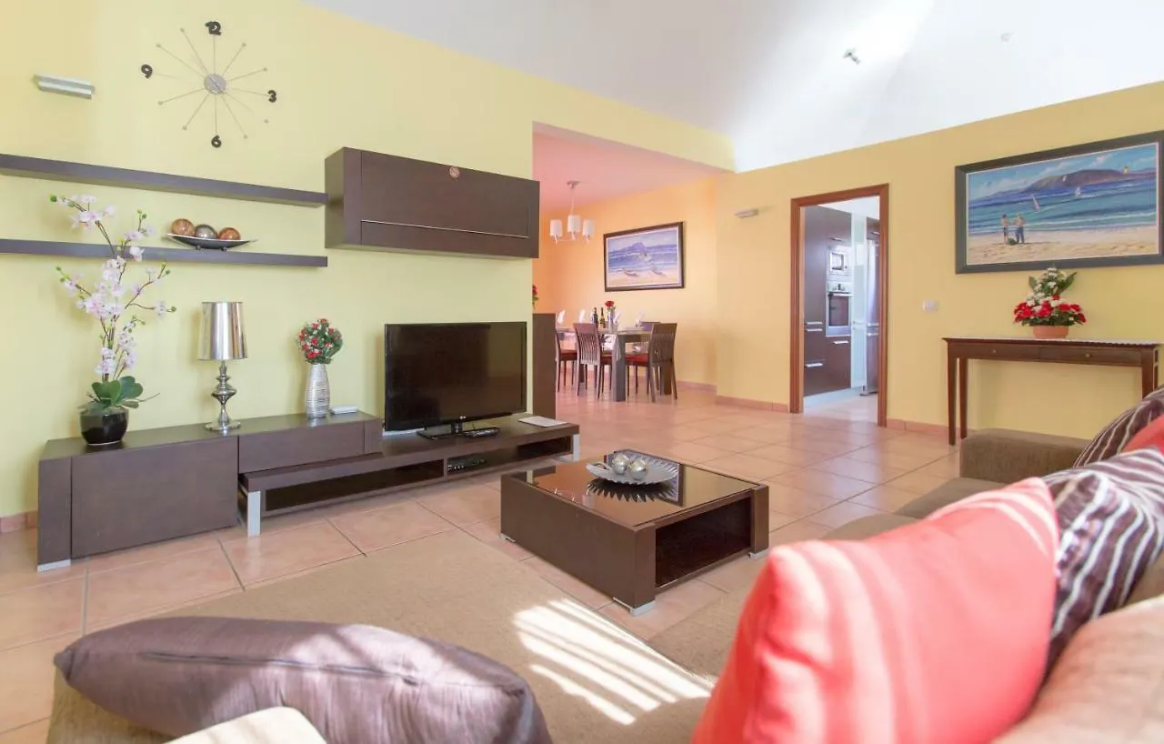 Villa Bella Lucia 1. Piscina Climatizada, Wifi, Bbq. Κοραλέχο