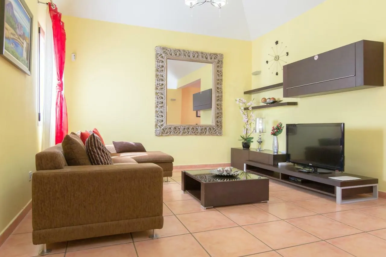 Villa Bella Lucia 1. Piscina Climatizada, Wifi, Bbq. Κοραλέχο