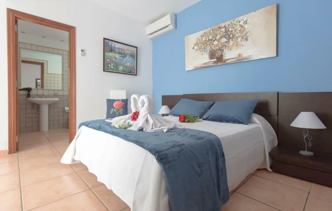 Villa Bella Lucia 1. Piscina Climatizada, Wifi, Bbq. Corralejo