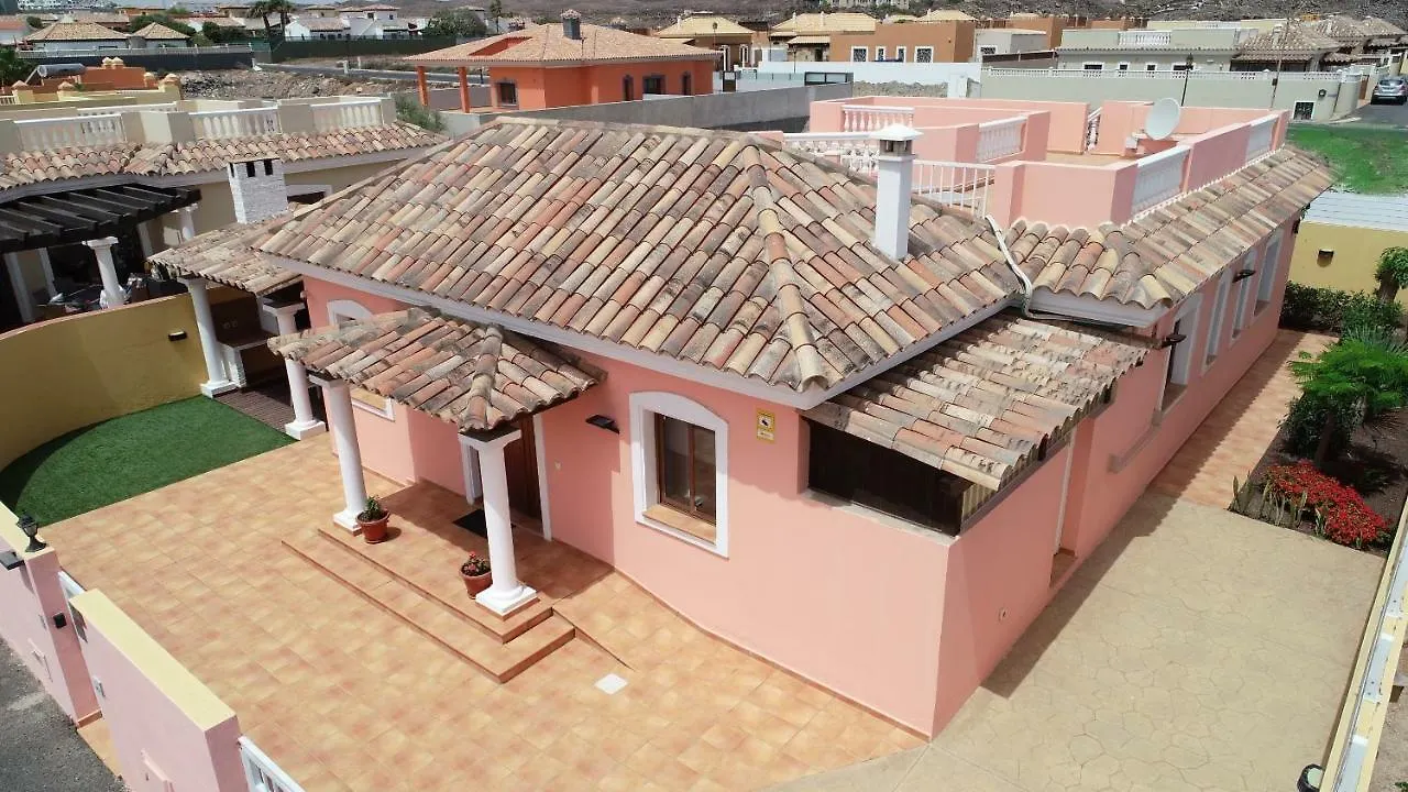 Villa Bella Lucia 1. Piscina Climatizada, Wifi, Bbq. Κοραλέχο